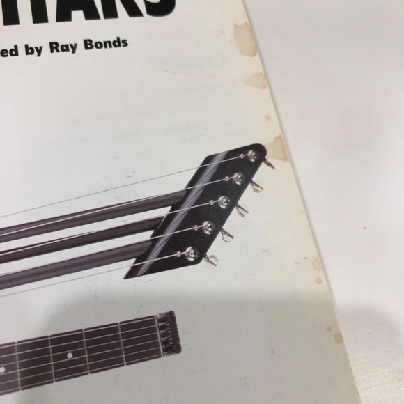 The Illustrated Directory of Guitars - Picture 4 of 8